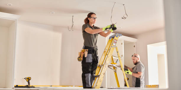 Best Electrical Outlet Repair  in Newcomerstown, OH
